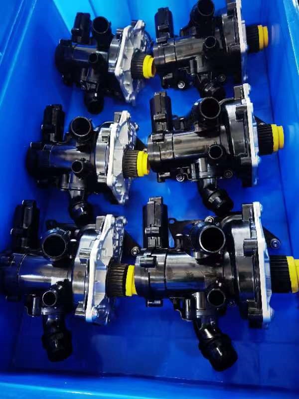 Apa katup kontrol coolant termostat?