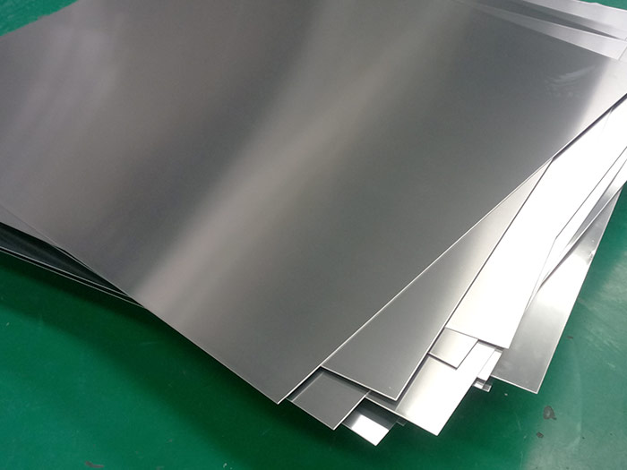 Panggunaan lan klasifikasi piring aluminium