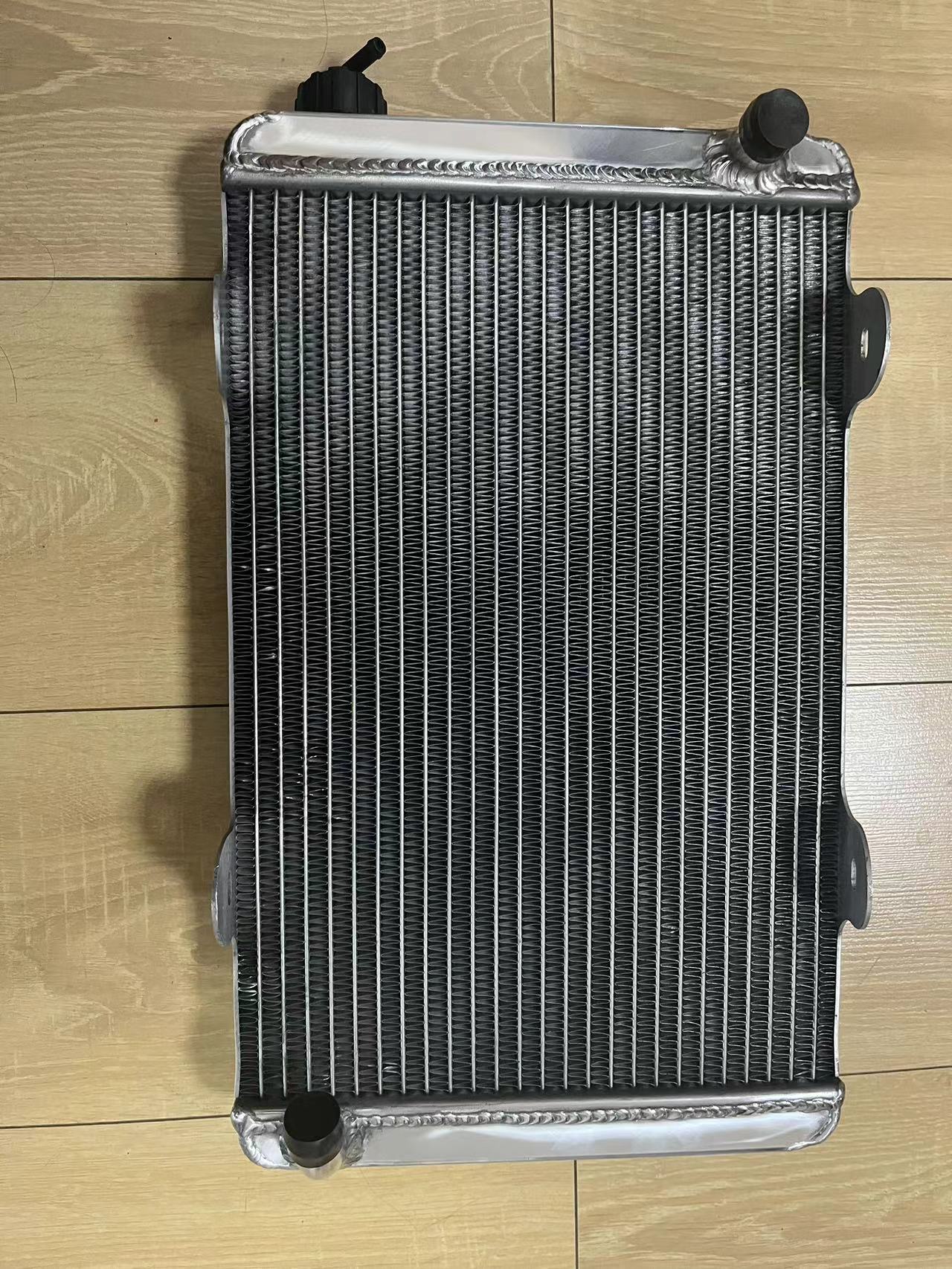 Radiator sing digawe adhem hawa