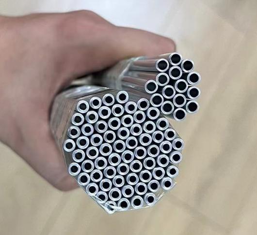 Apa jinis aluminium sing digunakake ing AC?