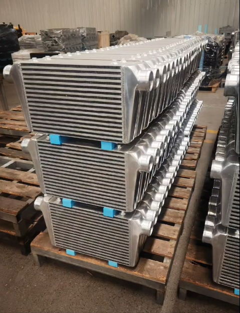 Bedane antarane radiator sirip piring lan radiator sabuk tabung