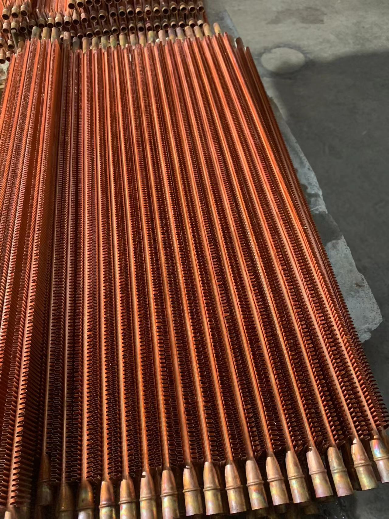 Aplikasi lan prinsip kerja tabung tembaga ing radiator